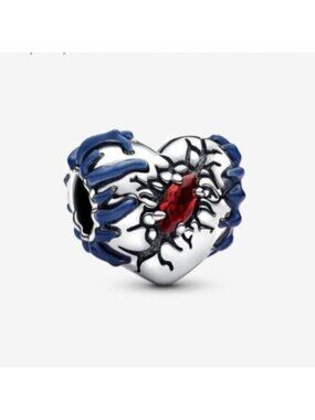 NWTPandora Stranger Things Glow-in-the-dark Heart Charm